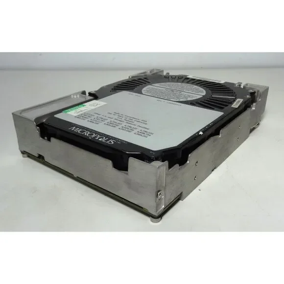 Micropolis 1624 668 MB 5.25" SCSI Hard Drive. P/N KG0033-01-2